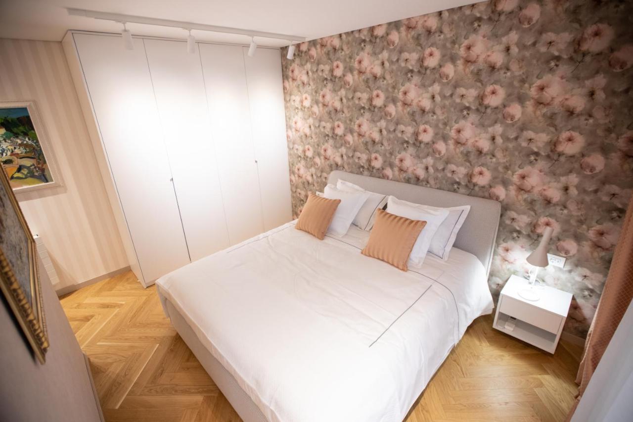 Seven Luxury Suites Tirana Kültér fotó