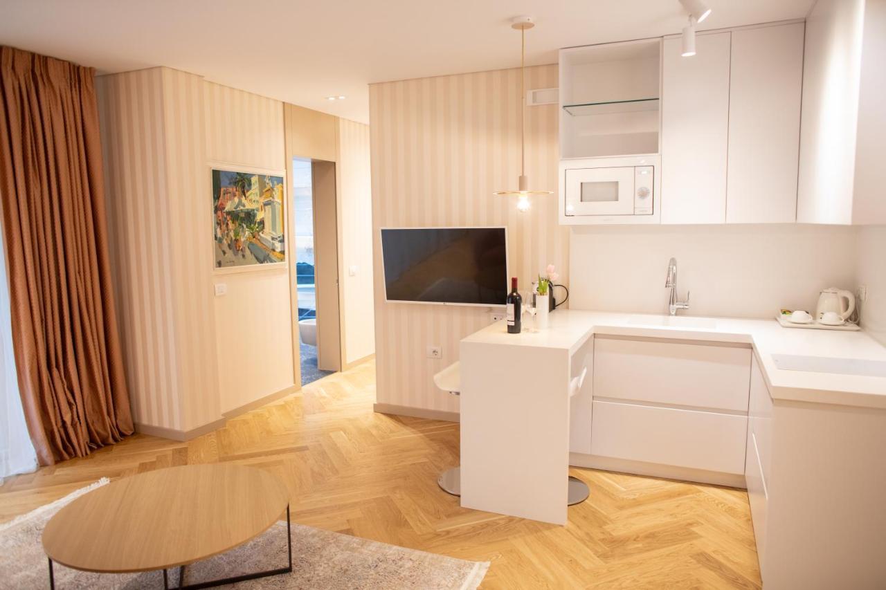 Seven Luxury Suites Tirana Kültér fotó