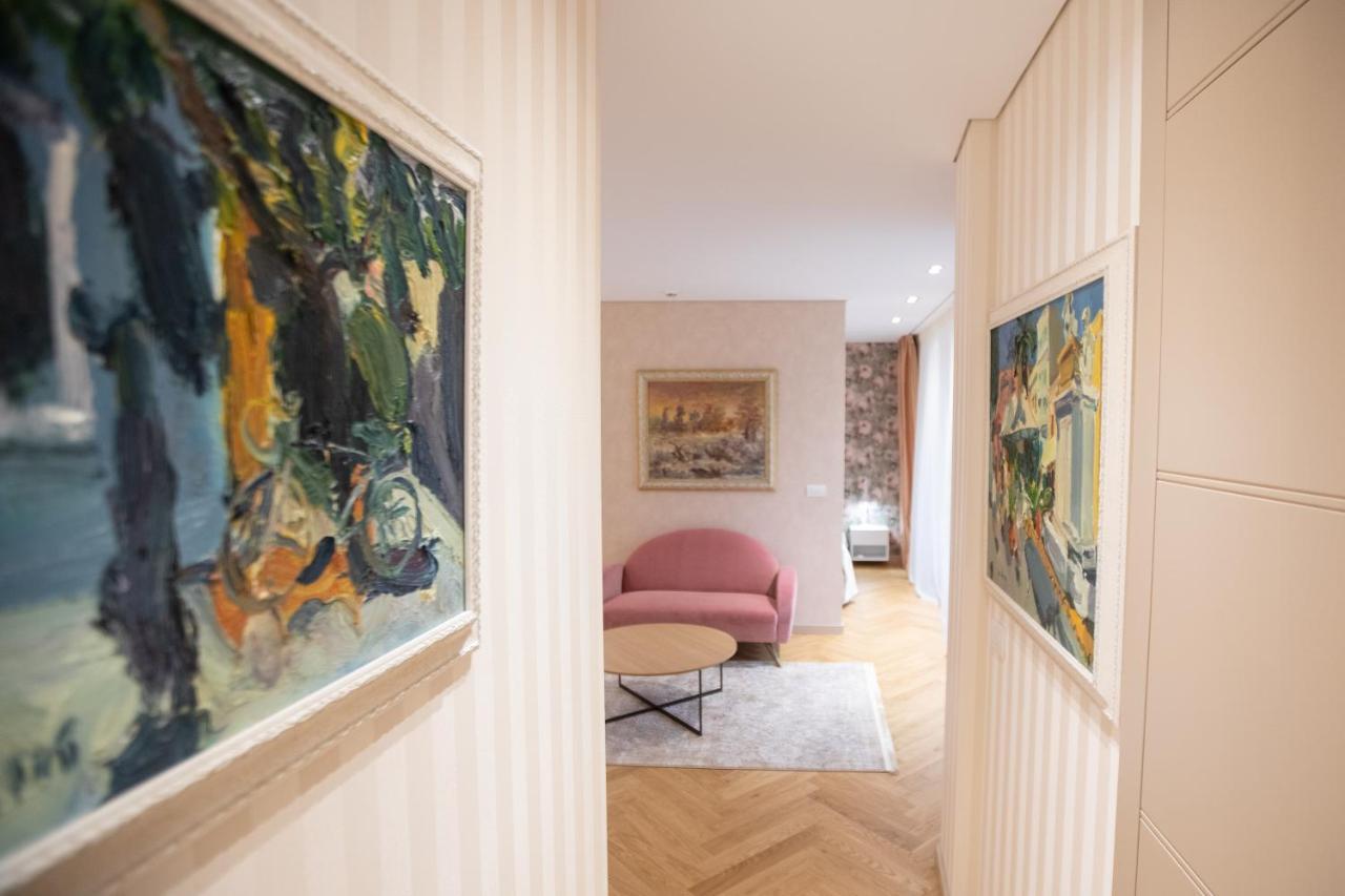 Seven Luxury Suites Tirana Kültér fotó