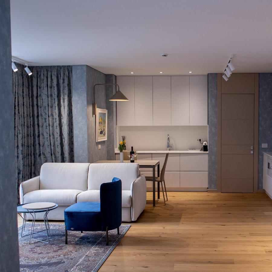Seven Luxury Suites Tirana Kültér fotó