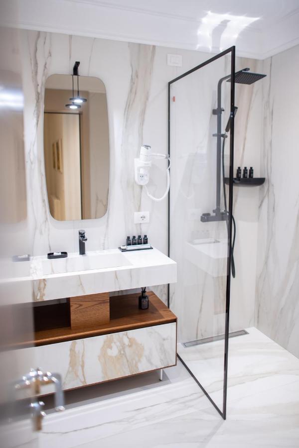 Seven Luxury Suites Tirana Kültér fotó