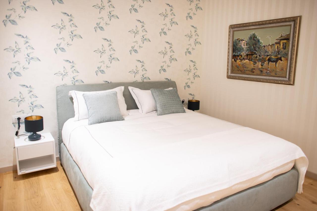 Seven Luxury Suites Tirana Kültér fotó