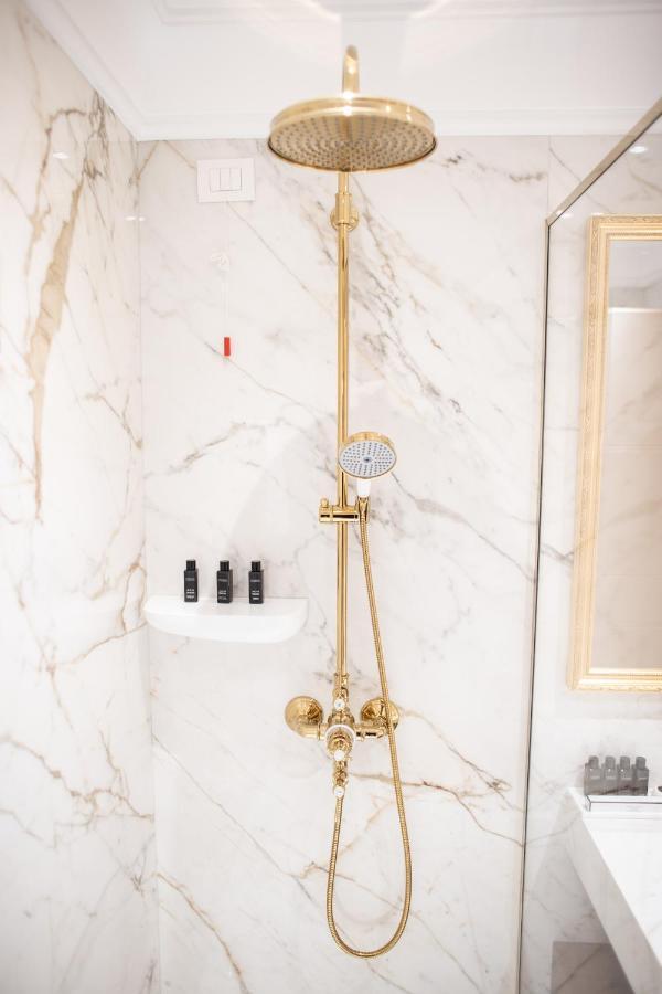 Seven Luxury Suites Tirana Kültér fotó